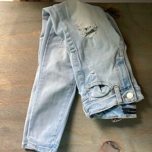 Areopostal womens ripped jeans size 00